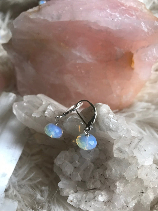 Moonstone Dainty Earrings ✧･ﾟ